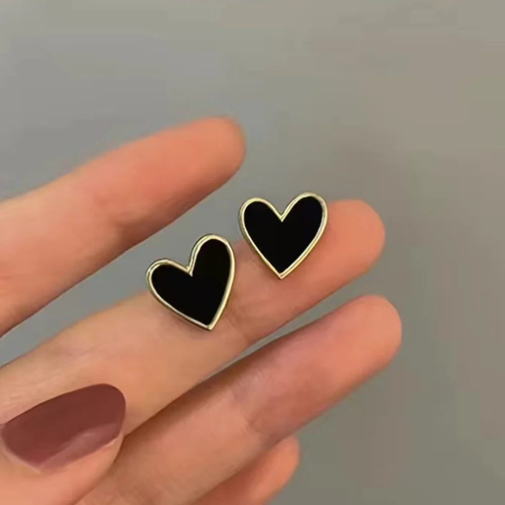 ARETES - CORAZON NEGRO GOLDEN